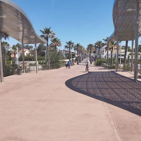 Du Cote De Chez Swann A 150 M De La Plage Vias Exterior photo